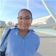 Soy una persona trabajadora y responsable que le encanta incitar a los niños a pensar por sí solos. Mi campo son las matemáticas y